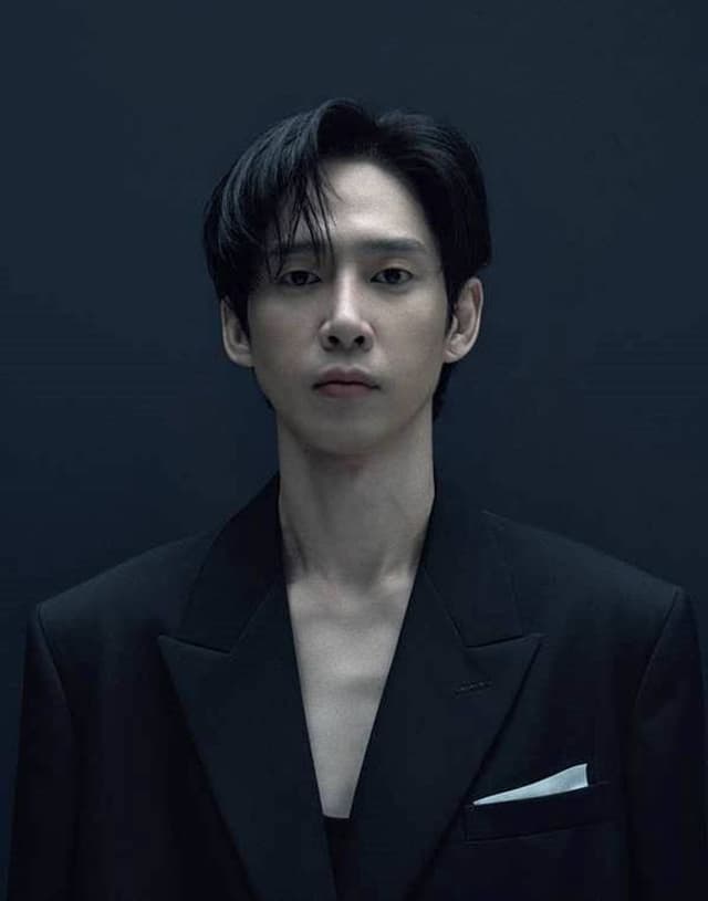 Actor Park Sung-hoon Extends Apology for Social Media Misstep Involving 'Squid Game 2'